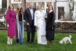 Amsterdam 29 november 2024
Fotouurtje Koninklijk huis met Koning Willem Alexander Koningin Maxima Prinses Amalia Prinses Alexia Prinses Ariane en hun hondje Mambo . De shoot vond plaats op het Begijnhof in het centrum van Amsterdam.