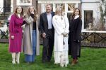 Amsterdam 29 november 2024
Fotouurtje Koninklijk huis met Koning Willem Alexander Koningin Maxima Prinses Amalia Prinses Alexia Prinses Ariane en hun hondje Mambo . De shoot vond plaats op het Begijnhof in het centrum van Amsterdam.