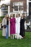 Amsterdam 29 november 2024
Fotouurtje Koninklijk huis met Koning Willem Alexander Koningin Maxima Prinses Amalia Prinses Alexia Prinses Ariane en hun hondje Mambo . De shoot vond plaats op het Begijnhof in het centrum van Amsterdam.