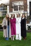 Amsterdam 29 november 2024
Fotouurtje Koninklijk huis met Koning Willem Alexander Koningin Maxima Prinses Amalia Prinses Alexia Prinses Ariane en hun hondje Mambo . De shoot vond plaats op het Begijnhof in het centrum van Amsterdam.