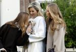 Amsterdam 29 november 2024
Fotouurtje Koninklijk huis met Koning Willem Alexander Koningin Maxima Prinses Amalia Prinses Alexia Prinses Ariane en hun hondje Mambo . De shoot vond plaats op het Begijnhof in het centrum van Amsterdam.