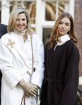 Amsterdam 29 november 2024
Fotouurtje Koninklijk huis met Koning Willem Alexander Koningin Maxima Prinses Amalia Prinses Alexia Prinses Ariane en hun hondje Mambo . De shoot vond plaats op het Begijnhof in het centrum van Amsterdam.