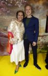 Amsterdam 3 december 2024
Premiere Wicked in Tuschinski. Mariska v Kolck met zoon