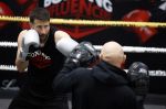 Hoofddorp 25 november 2024
Training Boxing influencers met oa Dave Roelvink Bravo Mark Schaaf  Geraldo Holzken Niek Holzken Roy  Meyer Goudtje Oussama Ahammoud Boer Ayoub en Sem v Dijk . Monica Geuze en Kaj Gorgels presenteren het .