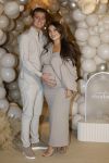 Amsterdam 29 november 2024
Babyshower Jennifer v Ooijen en haar partner Mart Hoogkamer bij het Pillows Hotel Maurits at the park. Jennifer is 8 maanden zwanger.