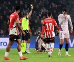 Eindhoven, 5 November 2024
Europacup 1 PSV-Girona, eindstand 4-0
Matteo Dams krijgt een gele kaart
