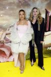 Amsterdam 3 december 2024
Premiere Wicked in Tuschinski. Ogene Amy Vol en Lisa Vol