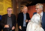 Amstelveen 14 november 2024
Opening expositie en boekpresentatie van 80 jaar Jeroen Krabbe in het Cobra Museum . Joop v d Ende overhandit het eerste boek . Vrouw Herma Krabbe zit op de eerste rij samen met zoon Jasper en Jacob Krabbe . Paul Haenen