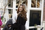 Amsterdam 29 november 2024
Fotouurtje Koninklijk huis met Koning Willem Alexander Koningin Maxima Prinses Amalia Prinses Alexia Prinses Ariane en hun hondje Mambo . De shoot vond plaats op het Begijnhof in het centrum van Amsterdam.