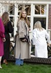 Amsterdam 29 november 2024
Fotouurtje Koninklijk huis met Koning Willem Alexander Koningin Maxima Prinses Amalia Prinses Alexia Prinses Ariane en hun hondje Mambo . De shoot vond plaats op het Begijnhof in het centrum van Amsterdam.