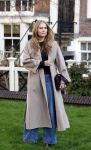 Amsterdam 29 november 2024
Fotouurtje Koninklijk huis met Koning Willem Alexander Koningin Maxima Prinses Amalia Prinses Alexia Prinses Ariane en hun hondje Mambo . De shoot vond plaats op het Begijnhof in het centrum van Amsterdam.