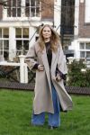Amsterdam 29 november 2024
Fotouurtje Koninklijk huis met Koning Willem Alexander Koningin Maxima Prinses Amalia Prinses Alexia Prinses Ariane en hun hondje Mambo . De shoot vond plaats op het Begijnhof in het centrum van Amsterdam.
