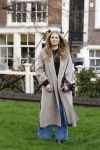 Amsterdam 29 november 2024
Fotouurtje Koninklijk huis met Koning Willem Alexander Koningin Maxima Prinses Amalia Prinses Alexia Prinses Ariane en hun hondje Mambo . De shoot vond plaats op het Begijnhof in het centrum van Amsterdam.