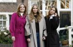 Amsterdam 29 november 2024
Fotouurtje Koninklijk huis met Koning Willem Alexander Koningin Maxima Prinses Amalia Prinses Alexia Prinses Ariane en hun hondje Mambo . De shoot vond plaats op het Begijnhof in het centrum van Amsterdam.