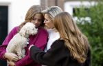Amsterdam 29 november 2024
Fotouurtje Koninklijk huis met Koning Willem Alexander Koningin Maxima Prinses Amalia Prinses Alexia Prinses Ariane en hun hondje Mambo . De shoot vond plaats op het Begijnhof in het centrum van Amsterdam.