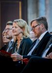 Amsterdam 3 december 2024
Uitreiking Prins Calus prijzen in het paleis op de dam . Aanwezig names koninklijke familie , Koning Willem Alexander Prins Constantijn Prinses Laurentien  en Prinses Mabel .