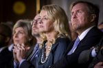 Amsterdam 3 december 2024
Uitreiking Prins Calus prijzen in het paleis op de dam . Aanwezig names koninklijke familie , Koning Willem Alexander Prins Constantijn Prinses Laurentien  en Prinses Mabel .