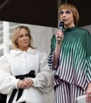 Soestdijk 20 november 2024
Prinses Margarita opent de tentoonstelling schitteren op Soestdijk . Patrick v Katwijk heeft de fotos gemaakt . Prinses Margarita  Maya Meijer-Bergmans en curator Nicole Uniquole