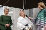 Soestdijk 20 november 2024
Prinses Margarita opent de tentoonstelling schitteren op Soestdijk . Patrick v Katwijk heeft de fotos gemaakt . Prinses Margarita  Maya Meijer-Bergmans en curator Nicole Uniquole