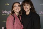 Amsterdam 25 november 2024
Premiere Babygirl in Tuschinski . Halina Reijn is de producente. Renee Fokker met dochter Esah