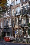 Amsterdam 26 oktober 2024
Rick Engelkes is weer samen met zijn ex en moeder van zijn dochters Annemarie . Rick heeft 2 panden gekocht in Amsterdam zuid . 1 wordt nu verbouwd.