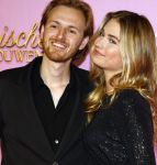 Amsterdam 22 oktober 2024
Premiere Gooische vrouwen in het DeLaMar theater. Roxy Dekker kwam met vriend Koen