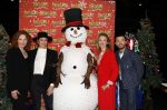 Amsterdam 5 november 2024
Presentatie cast Santa Claus is comeing to town in het ziggo dome . Aanwezige cast Willemijn Verkaik Dominique v Hulst (Zangeres Do) Noortje Herlaar Buddy Vedder en Frank Lammers als kerstman .