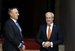 Amsterdam 3 december 2024
Uitreiking Prins Calus prijzen in het paleis op de dam . Aanwezig names koninklijke familie , Koning Willem Alexander Prins Constantijn Prinses Laurentien  en Prinses Mabel . Hofmaarschalk Sjoert Klein Schiphorst