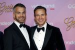 Amsterdam 22 oktober 2024
Premiere Gooische vrouwen in het DeLaMar theater. Sven Sauve met partner