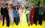 Amsterdam 3 december 2024
Premiere Wicked in Tuschinski. stemmencast met oa Jim Bakkum Vajen v d Bosch Gaia Aikman Cystine Carreon Kees Boot Freek Bartels Danique Graanoogst Pip Pellens Joey Schalker Carolina Dijkhuizewn en Tony Neef. Robbert Rodenburg presenteert de avond