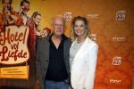 Amstelveen 176 november 2025
Premiere Hotel vol liefde in de schouwburg van Amstelveen . Albert Diks met verloofde Joyce
