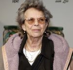 Amsterdam 4 november 2025
Premiere Augurk aan zee in Tuschinski met de cast die bestaat uit oa Monic Hendrickx Martin v Waardenberg Olga Zuiderhoek Jelka v Houten Frank Lammers Peter v d Begin en Tibor Lukacs. Robert v Hemert heeft de titelsong geschreven . Connie Palmen