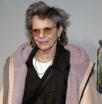 Amsterdam 4 november 2025
Premiere Augurk aan zee in Tuschinski met de cast die bestaat uit oa Monic Hendrickx Martin v Waardenberg Olga Zuiderhoek Jelka v Houten Frank Lammers Peter v d Begin en Tibor Lukacs. Robert v Hemert heeft de titelsong geschreven . Connie Palmen