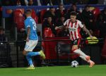 Eindhoven, 21 Oktober 2025
CL Wedstrijd PSV-Napolie, eindstand 6-2
Dennis Man met Leonardo Spinazzola