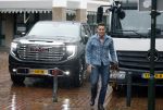 Hilversum 19 november 2025
Boekpresentatie boek Douwe Bob . Hij krijgt het eerste exeplaar uit handen van Arie Boomsma .