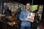 Hilversum 19 november 2025
Boekpresentatie boek Douwe Bob . Hij krijgt het eerste exeplaar uit handen van Arie Boomsma .