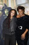 Amsterdam 18 november 2025
Premiere Wicked in het deLaMar theater . Edsilia Rombley met dochter