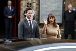 Den Haag 20 november 2025
 Prinses Amalia en haar vader Koning Willem Alexander bij de Grote Kerk, na de Bijzondere Verenigde Vergadering van de Eerste en Tweede Kamer, ter gelegenheid van de tachtigste verjaardag dat het parlement na de Tweede Wereldoorlog voor het eerst weer in gezamenlijkheid bijeenkwam. Eerste Kamervoorzitter Mei Li Vos Tweede Kamervoorzitter Thom van Campenvingen ze op .