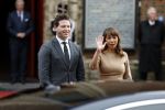 Den Haag 20 november 2025
 Prinses Amalia en haar vader Koning Willem Alexander bij de Grote Kerk, na de Bijzondere Verenigde Vergadering van de Eerste en Tweede Kamer, ter gelegenheid van de tachtigste verjaardag dat het parlement na de Tweede Wereldoorlog voor het eerst weer in gezamenlijkheid bijeenkwam. Eerste Kamervoorzitter Mei Li Vos Tweede Kamervoorzitter Thom van Campenvingen ze op .