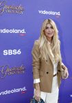Blaricum 17 oktober 2025
Perspresentatie eerste aflevering Gooische vrouwen met oa aanwezig Linda de Mol Susan Visser Liews Visschedijk Teunie de Brouwer Tommy v Lent Robert de Hoog en Eefje Kuijtzer . Estelle Cruijff