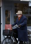 Amsterdam 27 november 2025
Ferdinand Grapperhaus op de fiets in Amsterdam zuid.