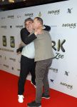 Amsterdam 4 november 2025
Premiere Augurk aan zee in Tuschinski met de cast die bestaat uit oa Monic Hendrickx Martin v Waardenberg Olga Zuiderhoek Jelka v Houten Frank Lammers Peter v d Begin en Tibor Lukacs. Robert v Hemert heeft de titelsong geschreven . Frank lammers en Kees Boot
