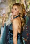 Amsterdam 18 november 2025
Premiere Wicked in het deLaMar theater . Froukje de Both kwam met haar dochter