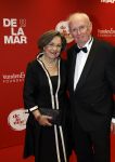 Amsterdam 30 november 2025
80 jaar het DeLaMar theater . Gerdi Verbeet poseert met partner Wim Meijer