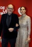Amsterdam 30 november 2025
80 jaar het DeLaMar theater . Igone de Jong met een kennis