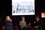 Amsterdam 26 oktober 2025
Boekpresentatie boek over 80 jaar het DeLaMar theater . Simone Kleinsma kreg uit handen van Janine v d Ende en Joop v d Ende het eerste exemplaar. Cornald Maas verzorgde de presentatie