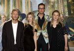 Amsterdam 18 november 2025
Premiere Wicked in het deLaMar theater . Joshua Nolet zijn vrouw Caroline Splinter Chabot en ...