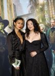 Amsterdam 18 november 2025
Premiere Wicked in het deLaMar theater . Julia Tan met een vriendin