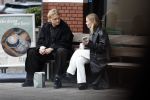 Amsterdam 28 november 2025
Kasper Dolberg met zijn vrouw Laerke Julie Dolberg op terras en straat in Amsterdam zuid.