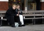 Amsterdam 28 november 2025
Kasper Dolberg met zijn vrouw Laerke Julie Dolberg op terras en straat in Amsterdam zuid.
